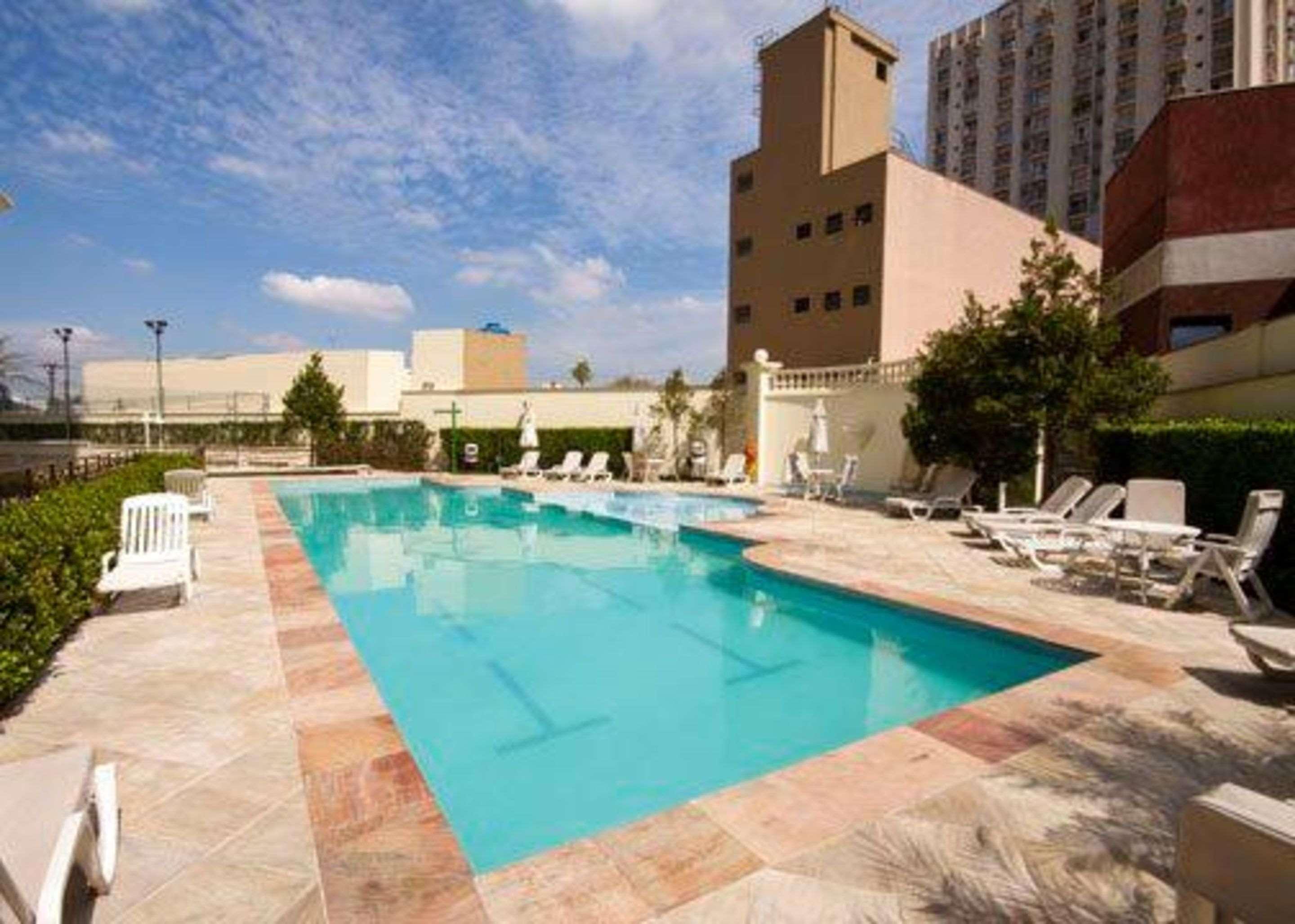 Quality Suites Vila Olimpia Sao Paulo Exterior photo